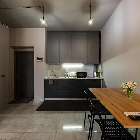 смарт-студія в центрі біля парку Apartment *