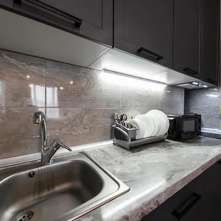 Apartment смарт-студія в центрі біля парку